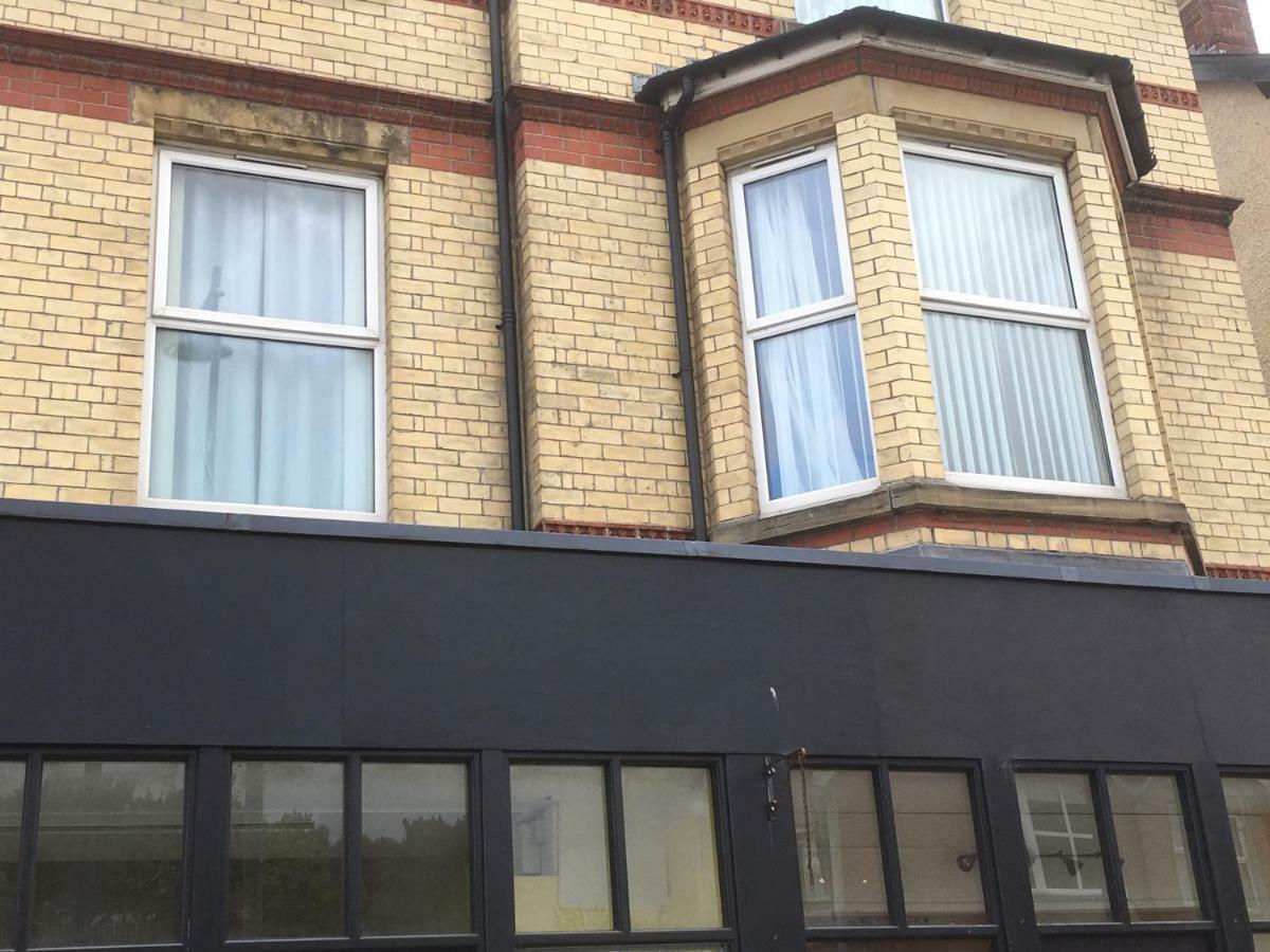 Flat 2 Opposite Travel Lodge Colwyn Bay Exteriér fotografie